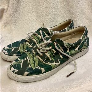 Bucketfeet sneakers